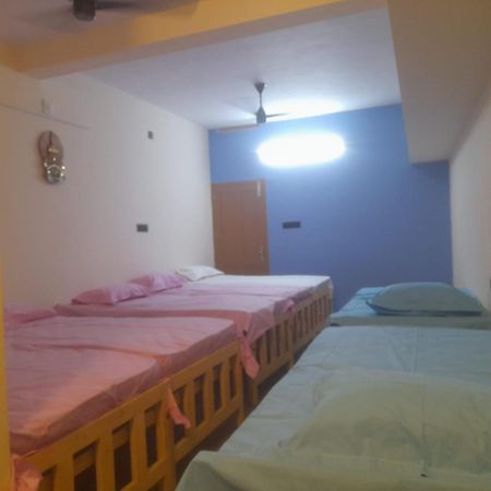 Ananthasayanam Homestay Near Sri Padmanabha Swamy Temple Thiruvananthapuram Zewnętrze zdjęcie